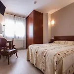 U-hotel Dario 2*