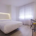 Szálloda U-hotel Dario Lugo