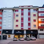 Ξενοδοχείο U-hotel Dario Lugo