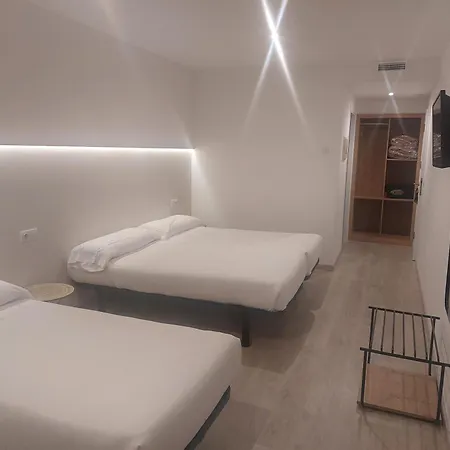 U-hotel Dario ホテル