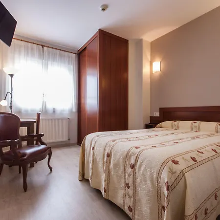 U-hotel Dario 2*
