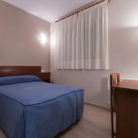 U-hotel Dario 酒店